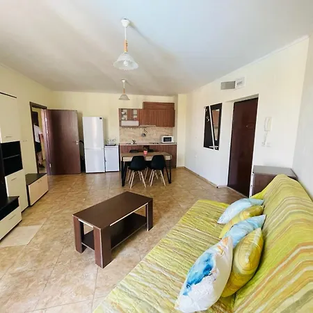 Private In Apolon Appartement Ravda