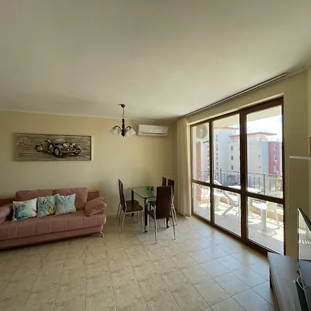 Appartement Private In Apolon