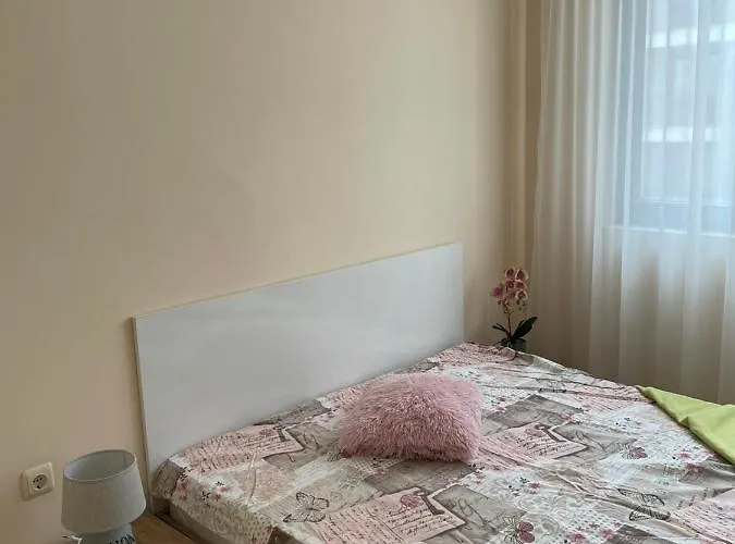 Private In Apolon Ράβντα