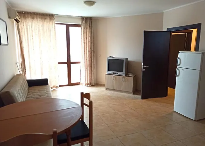 Private In Apolon Ράβντα