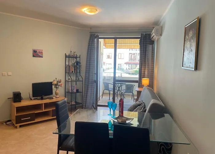 Private In Apolon * Ράβντα