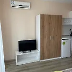Private In Apolon Apartment Rawda