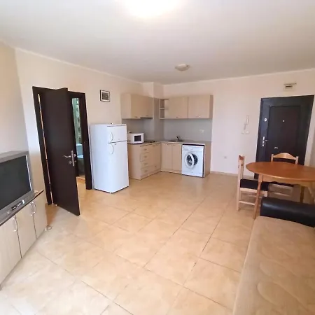 Private In Apolon * Ravda