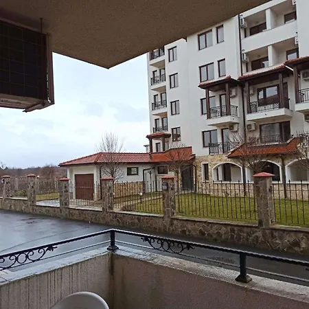 Private In Apolon 아파트
