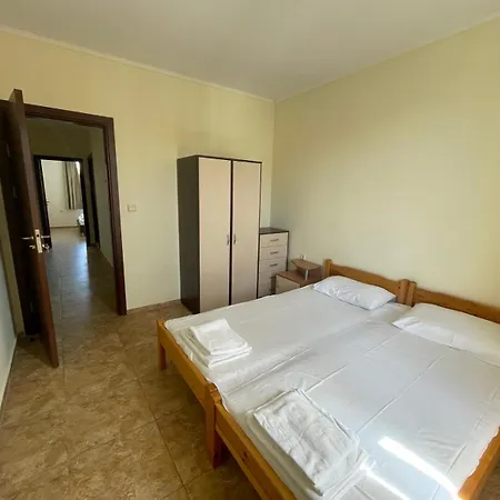 Private In Apolon