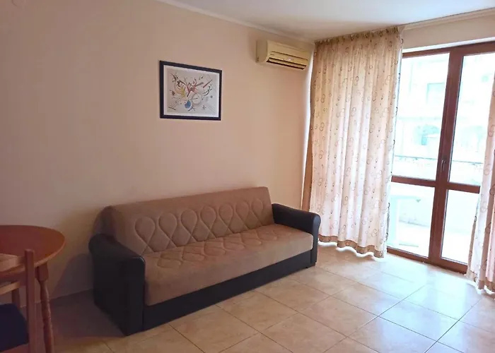 Private In Apolon Apartamento