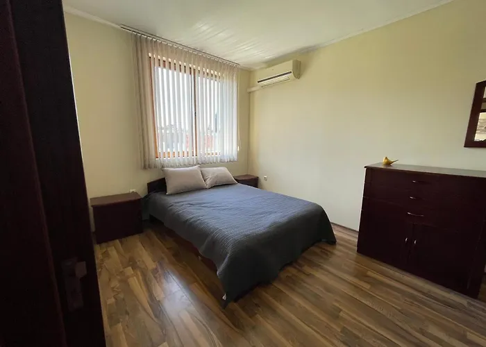 Private In Apolon Apartamento